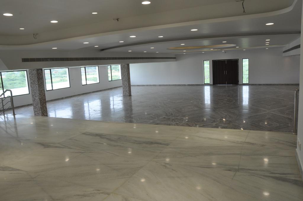Hotel King Paradise Tiruchirappalli Exterior photo