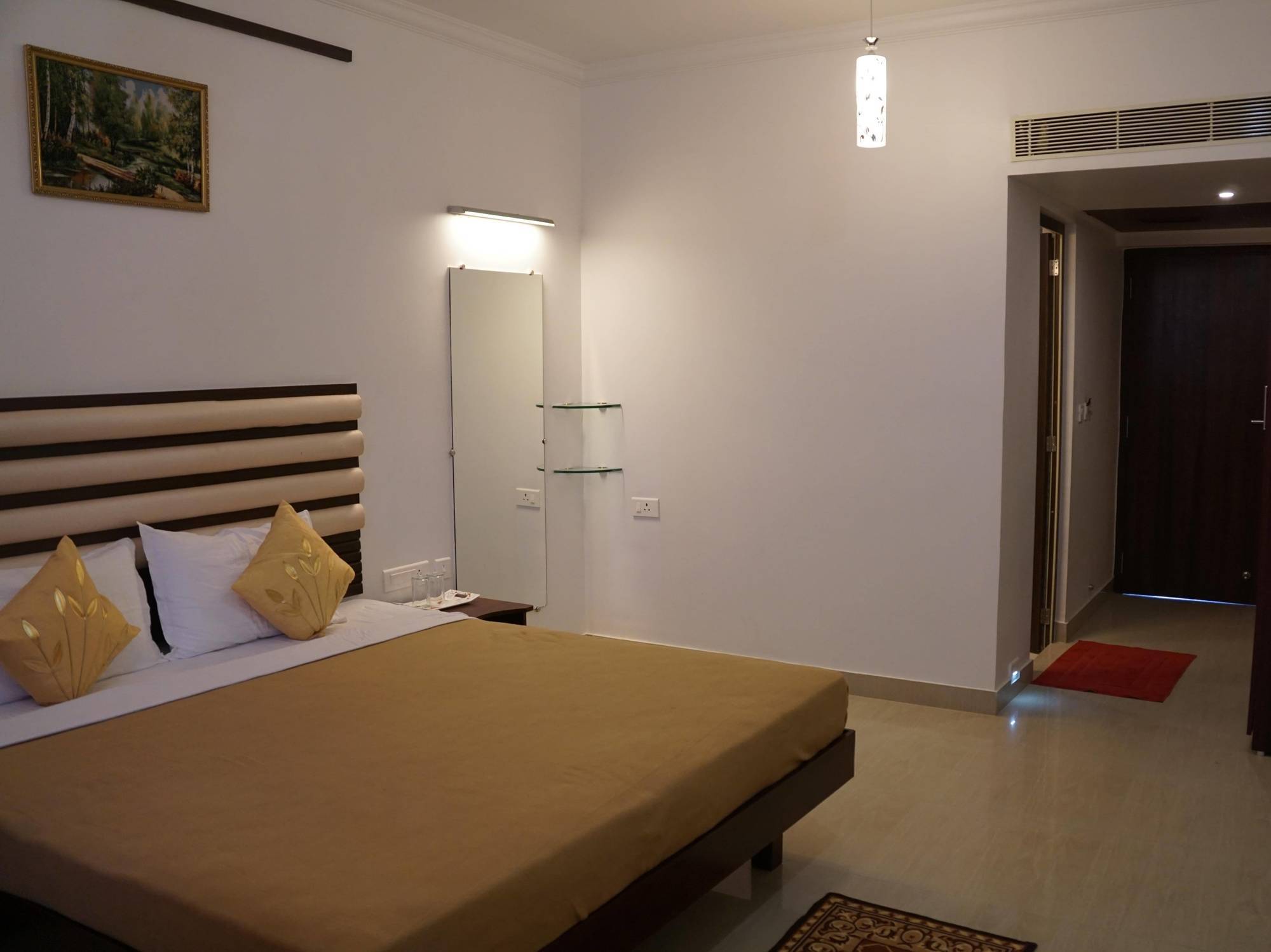 Hotel King Paradise Tiruchirappalli Exterior photo